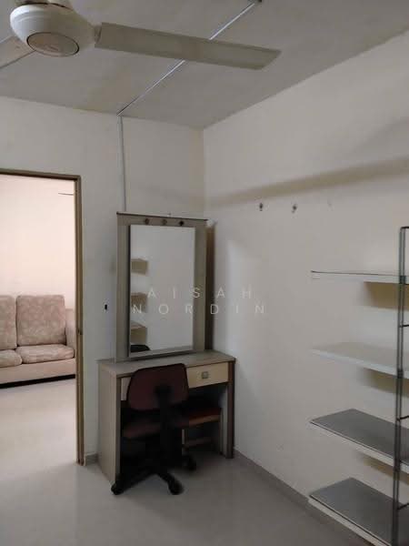Rumah Flat untuk Disewa di Pudu Impian 1 - Aisah Nordin - Living Room - PropertyGuru.com.my