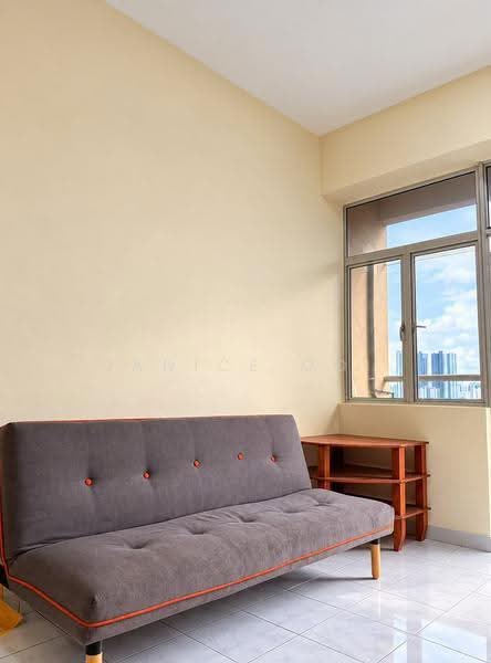 Apartment for Rent at Taman Jubilee Phase 5 - Janice Ooi - Living Room - PropertyGuru.com.my