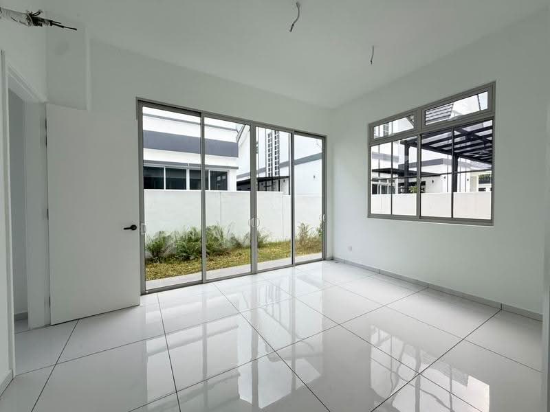 Cluster House for Sale in Taman Ekoflora (Johor Bahru) - Nana Ng - Living Room - PropertyGuru.com.my