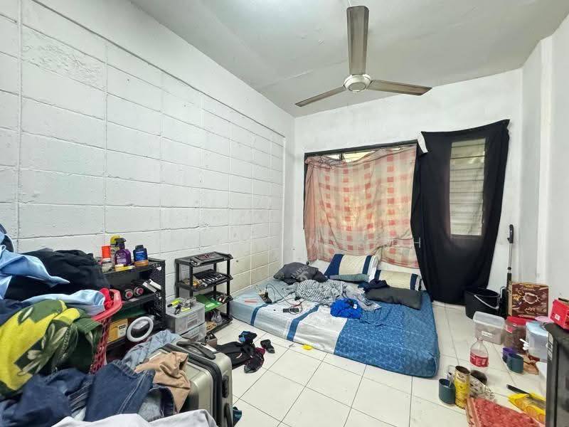 Rumah Flat untuk Dijual di Sri Cempaka - Norafian SMH - Bedroom - PropertyGuru.com.my