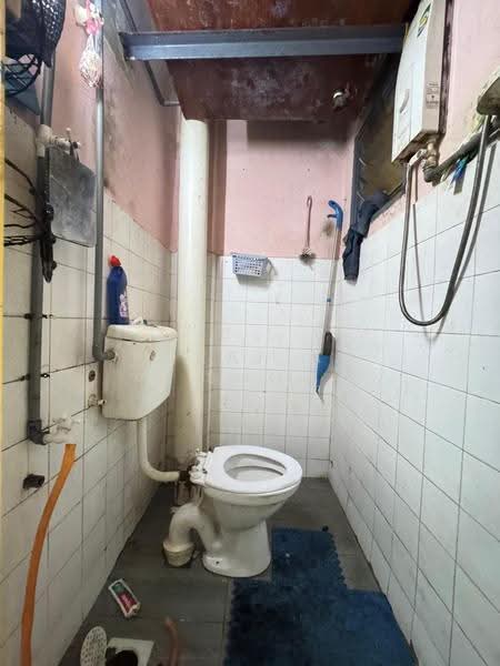 Rumah Flat untuk Dijual di Sri Cempaka - Norafian SMH - Bathroom - PropertyGuru.com.my