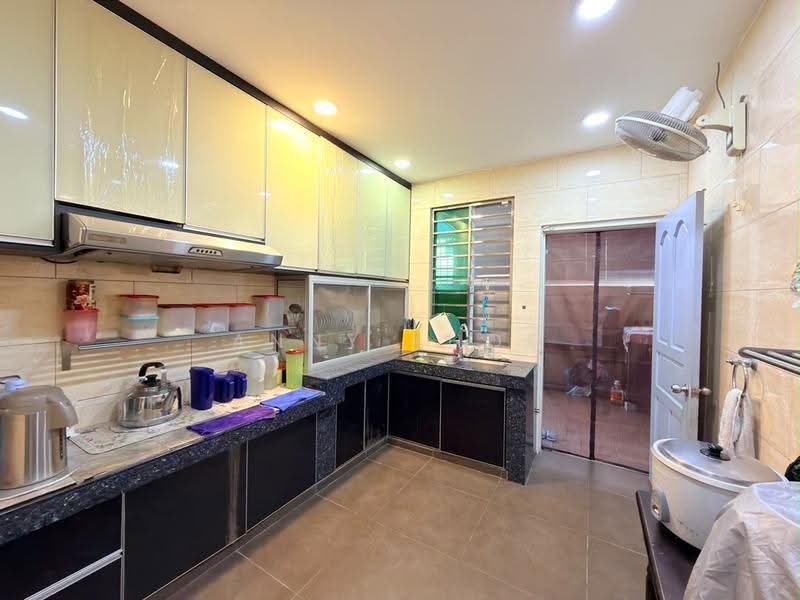 Rumah Berkembar untuk Dijual di Kota Kinabalu (Sabah) - ANNY KHOO - Kitchen - PropertyGuru.com.my