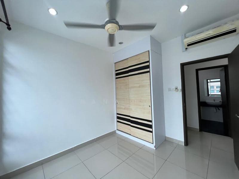 Pangsapuri untuk Dijual di Seri Austin Residence (Pangsapuri Seri Austin) - Nana Ng - Bedroom - PropertyGuru.com.my