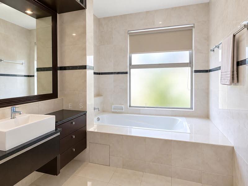 3-storey Terraced House for Rent in Sierramas West (Sungai Buloh) - Esther Tan - Bathroom - PropertyGuru.com.my