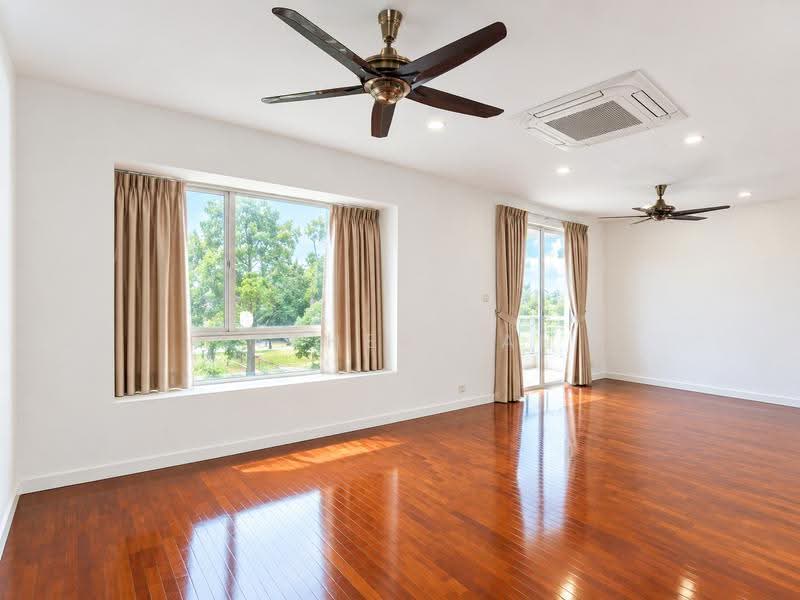 3-storey Terraced House for Rent in Sierramas West (Sungai Buloh) - Esther Tan - Living Room - PropertyGuru.com.my