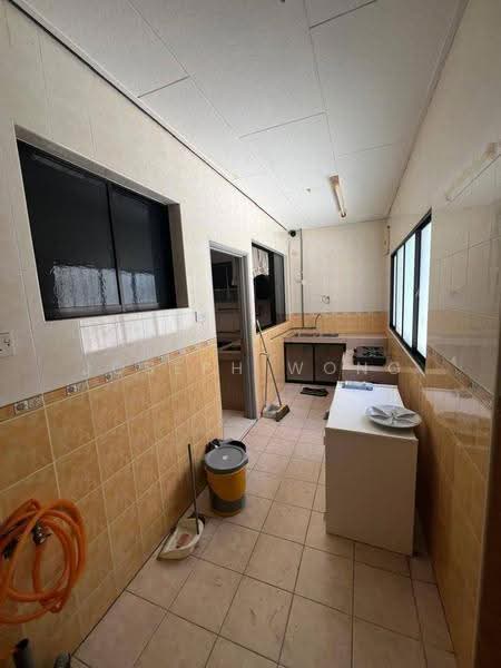 Rumah Teres 2-Tingkat untuk Disewa di Desa Pengkalan Indah (Ipoh) - Joseph Wong - Kitchen - PropertyGuru.com.my