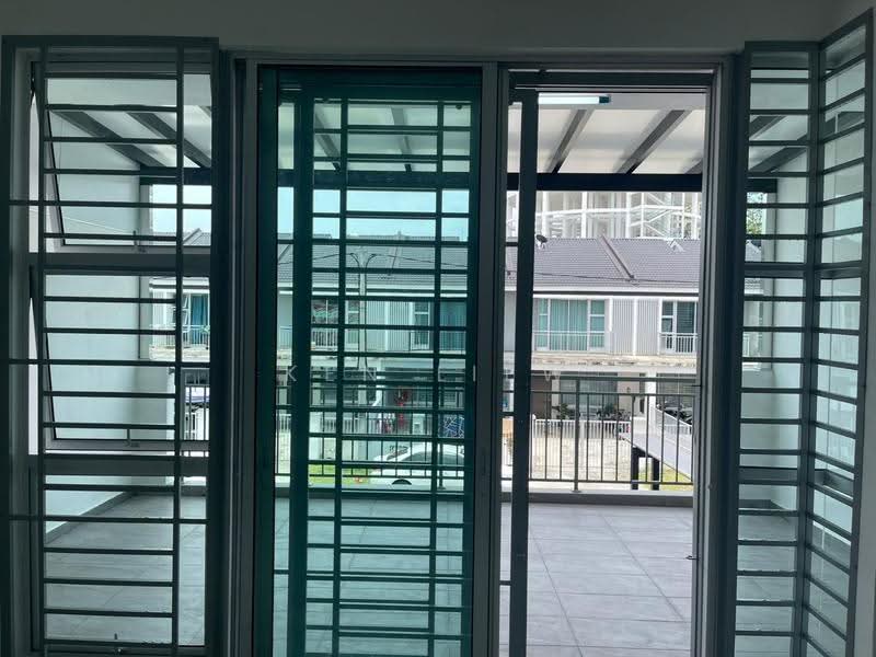 2-storey Terraced House for Sale in Taman Scientex Utama (Senai) - Ken Liew - Balcony - PropertyGuru.com.my