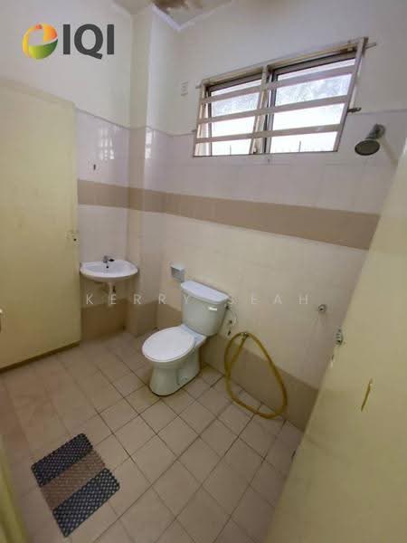 Rumah Teres untuk Disewa di Bukit Mertajam (Penang) - Kerry Seah - Bathroom - PropertyGuru.com.my