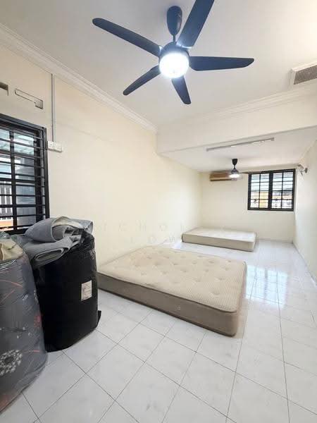 Rumah Berkembar untuk Disewa di Taman Johor (Tampoi) - Nicholas Low - Bedroom - PropertyGuru.com.my
