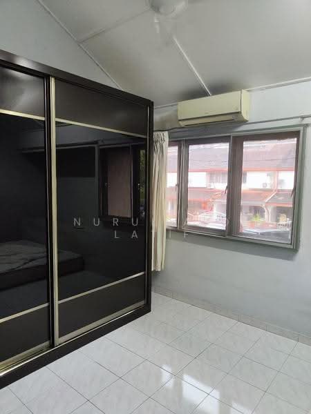 Rumah Teres 2-Tingkat untuk Disewa di Taman Sri Rampai (Wangsa Maju) - Nurul Abd Latif - Bedroom - PropertyGuru.com.my