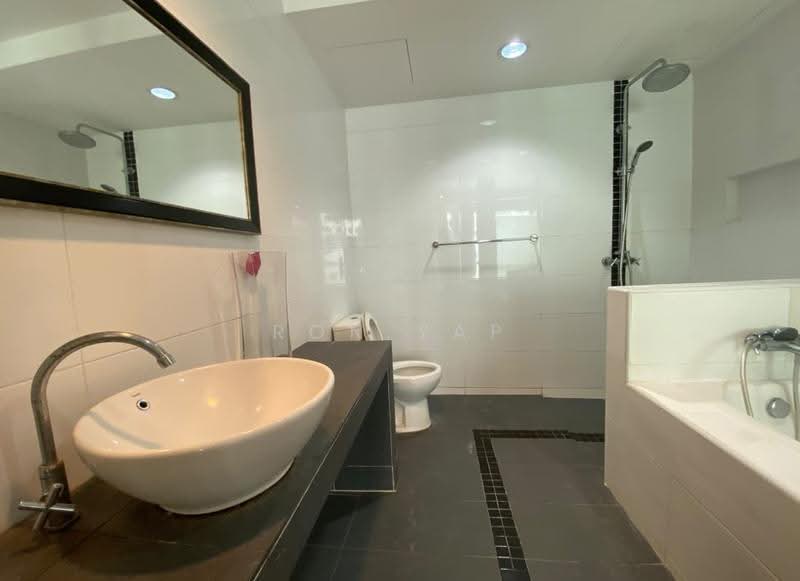 Service Residence for Rent at Ritze Perdana 1 - Ron Yap - Bathroom - PropertyGuru.com.my
