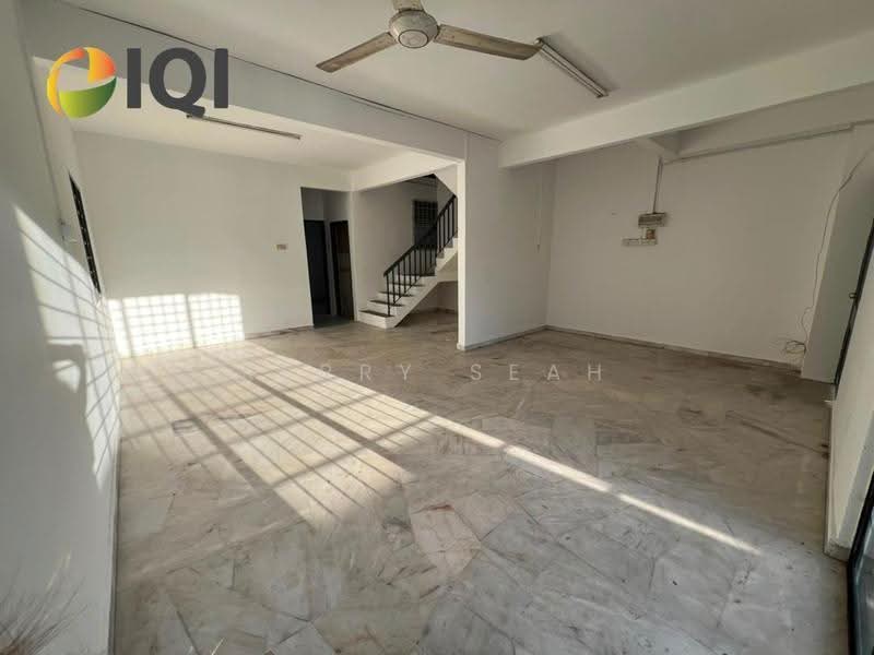 Rumah Teres 2-Tingkat untuk Dijual di Taman Alma Jaya (Bukit Mertajam) - Kerry Seah - Living Room - PropertyGuru.com.my