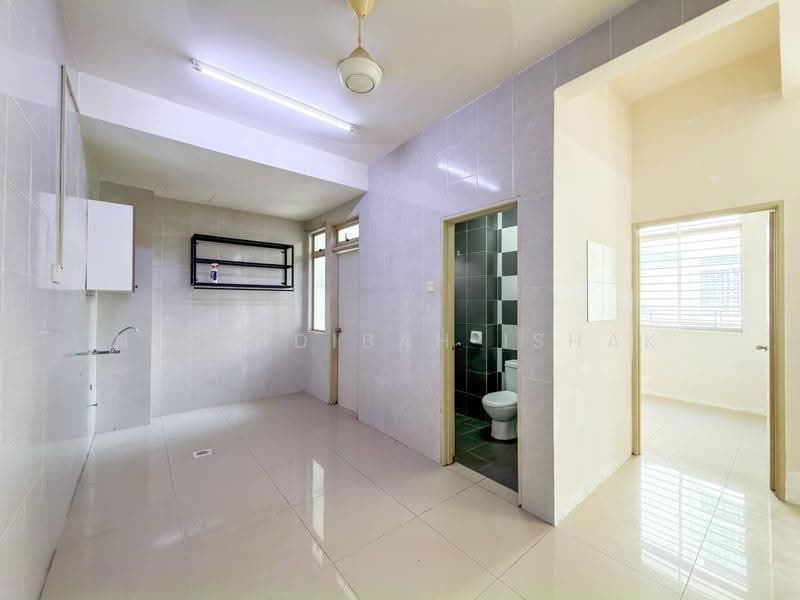 Rumah Berkembar untuk Dijual di Bandar Saujana Putra (Tanjong Duabelas) - Nur Adibah Ishak - PropertyGuru.com.my