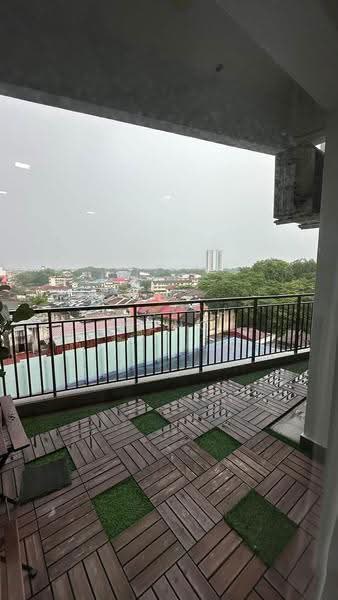 Kondominium untuk Disewa di The Majestic - Joseph Wong - Balcony - PropertyGuru.com.my