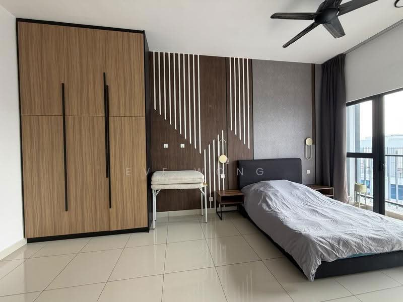 Kediaman Servis untuk Disewa di Setia City Residences - Eve Wong - Bedroom - PropertyGuru.com.my
