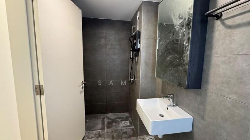 Kondominium untuk Disewa di D'Terra Residences - Sam . - Bathroom - PropertyGuru.com.my
