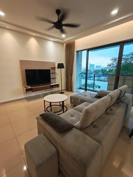 Kondominium untuk Dijual di Lakeville Residence - Nurul Abd Latif - Living Room - PropertyGuru.com.my