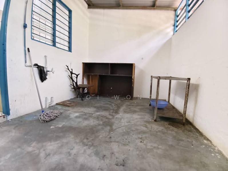 2-storey Terraced House for Sale in Taman Datuk Thamby Chik Karim (Batu Berendam) - Gigi Wong - PropertyGuru.com.my