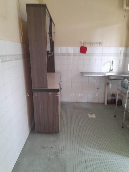 Apartment for Rent at Apartmen Kampung Tunku - Anita Omar - PropertyGuru.com.my