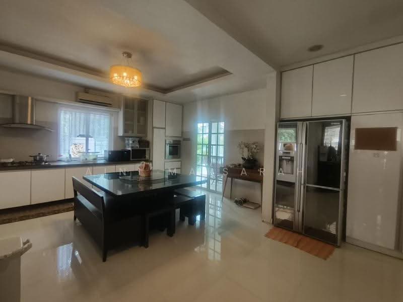 2-storey Terraced House for Sale in Klang (Selangor) - Aini Maisarah - Kitchen - PropertyGuru.com.my