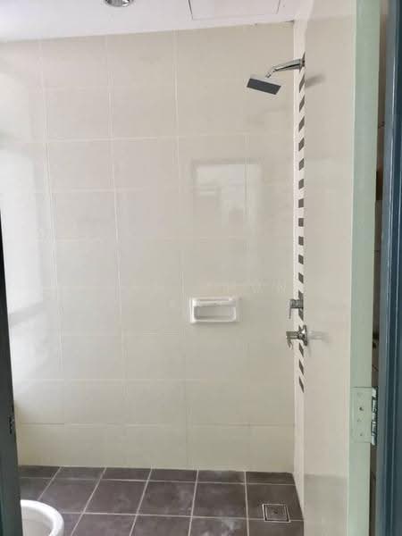 Condominium for Rent at The Brezza - Gan Chun Kai - Bathroom - PropertyGuru.com.my
