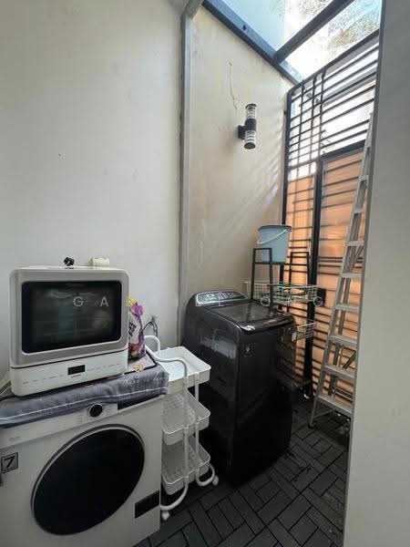 3-storey Terraced House for Sale in Taman Mount Austin (Tebrau) - Gabriel Ong - Exterior - PropertyGuru.com.my