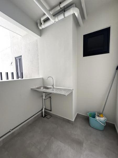 Service Residence for Rent at Melawati : Park One - Mezzie . - Balcony - PropertyGuru.com.my