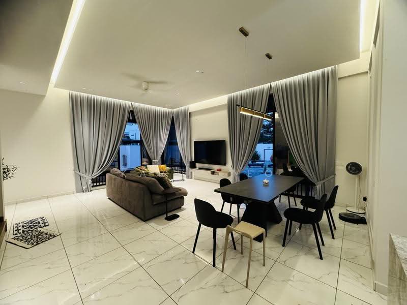 Semi-Detached House for Rent in Setia Tropika (Johor Bahru) - Karen Yeo - Living Room - PropertyGuru.com.my