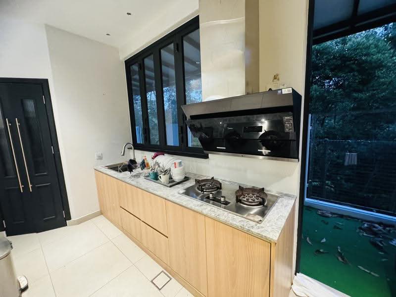 Semi-Detached House for Rent in Setia Tropika (Johor Bahru) - Karen Yeo - Kitchen - PropertyGuru.com.my