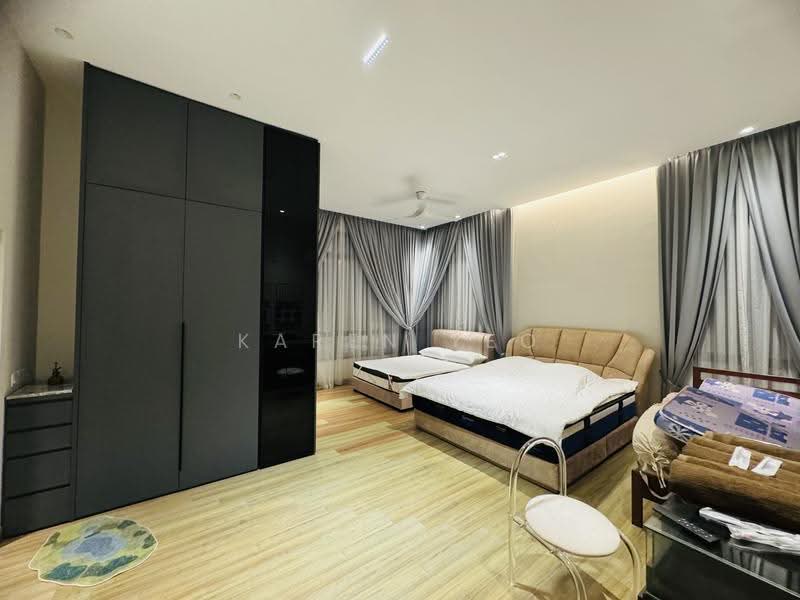 Semi-Detached House for Rent in Setia Tropika (Johor Bahru) - Karen Yeo - Bedroom - PropertyGuru.com.my