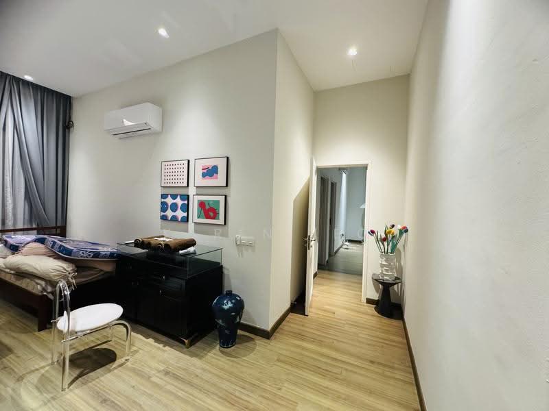 Semi-Detached House for Rent in Setia Tropika (Johor Bahru) - Karen Yeo - Bedroom - PropertyGuru.com.my