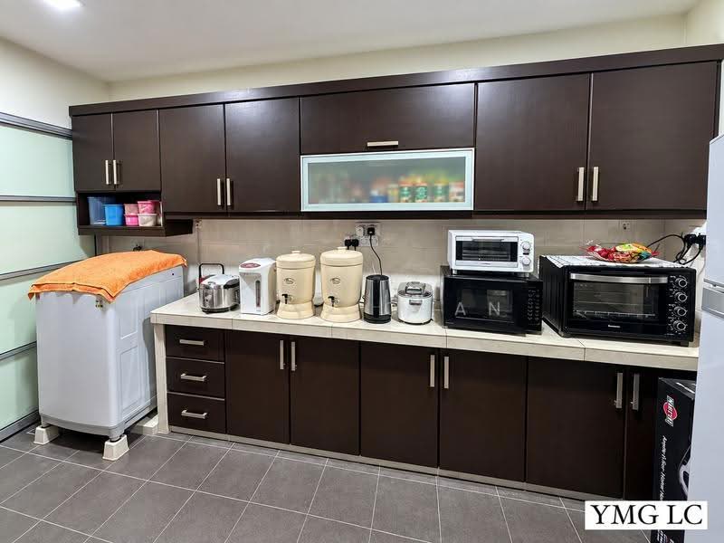 2-storey Terraced House for Sale in Bandar Bukit Tinggi 2 (Klang) - Louis Chan - Kitchen - PropertyGuru.com.my