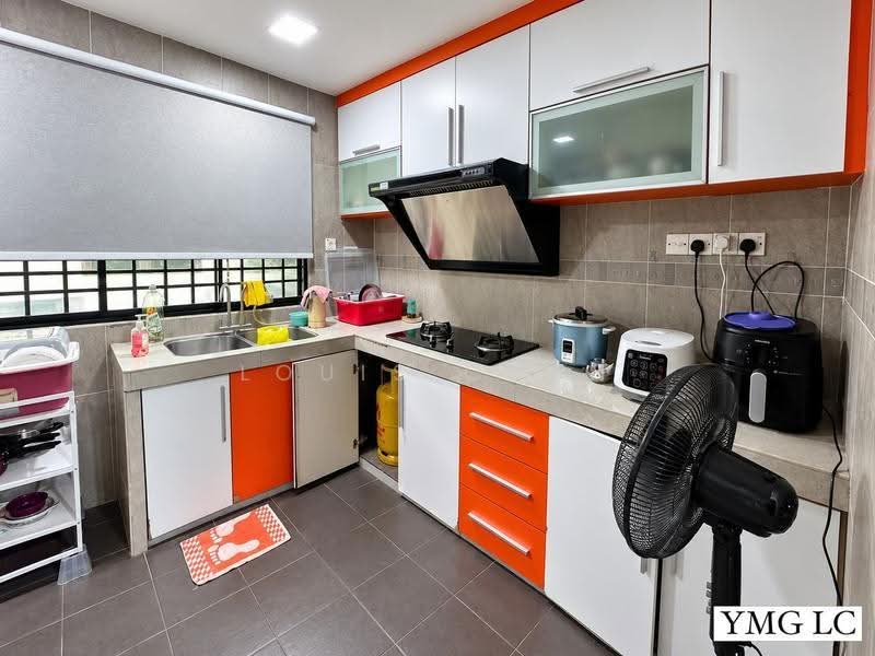 2-storey Terraced House for Sale in Bandar Bukit Tinggi 2 (Klang) - Louis Chan - Kitchen - PropertyGuru.com.my