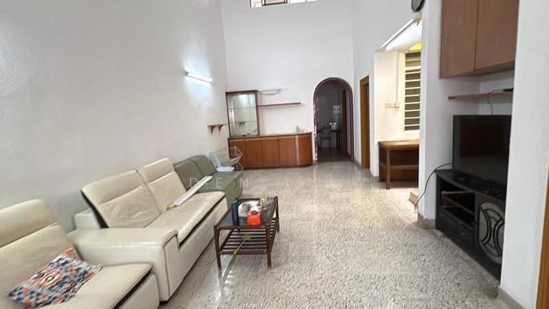 1.5-storey Terraced House for Rent in Taman Pelangi (Johor Bahru) - Eden Liew - Living Room - PropertyGuru.com.my