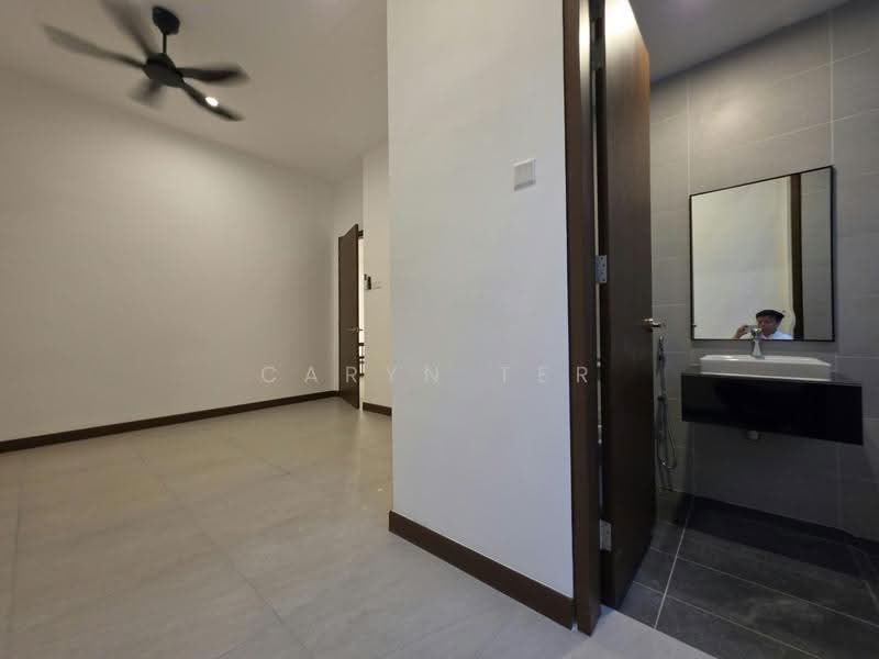 2-storey Terraced House for Rent in Iskandar Puteri (Nusajaya) (Johor) - Caryn Ter - Bathroom - PropertyGuru.com.my