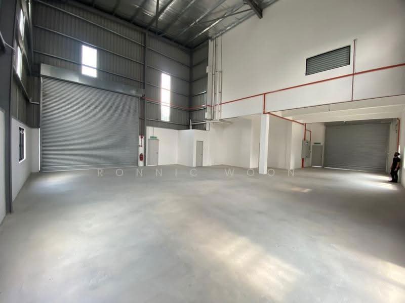 Semi-D Factory for Sale in Bukit Kemuning (Shah Alam) - Ronnic Woon - Interior - PropertyGuru.com.my