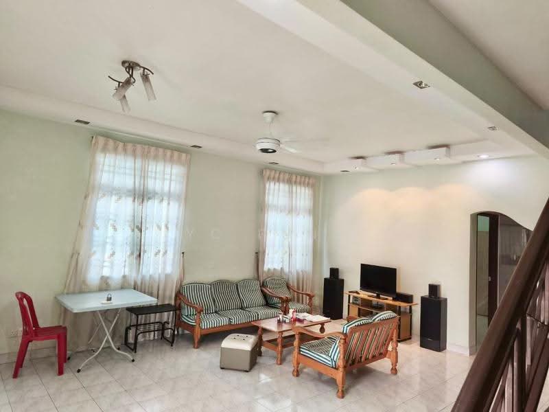 2-storey Terraced House for Rent in Bukit Indah (Iskandar Puteri (Nusajaya)) - YC Fung - Living Room - PropertyGuru.com.my