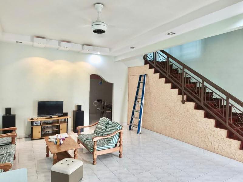 2-storey Terraced House for Rent in Bukit Indah (Iskandar Puteri (Nusajaya)) - YC Fung - Living Room - PropertyGuru.com.my