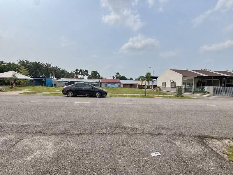 1-storey Terraced House for Sale in Seksyen 29 (Shah Alam) - Syafiq Sharifudin - PropertyGuru.com.my