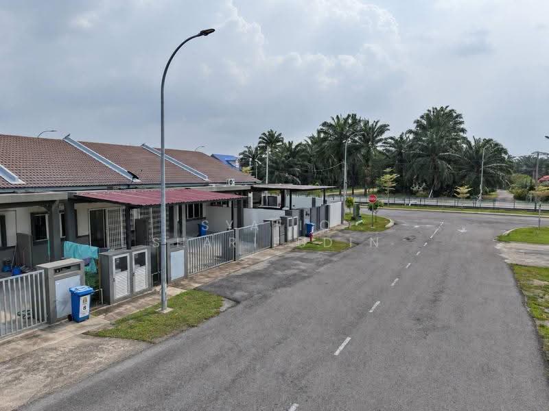 1-storey Terraced House for Sale in Seksyen 29 (Shah Alam) - Syafiq Sharifudin - PropertyGuru.com.my