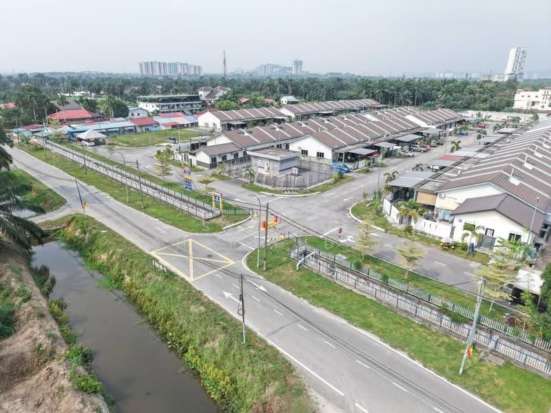 1-storey Terraced House for Sale in Seksyen 29 (Shah Alam) - Syafiq Sharifudin - PropertyGuru.com.my
