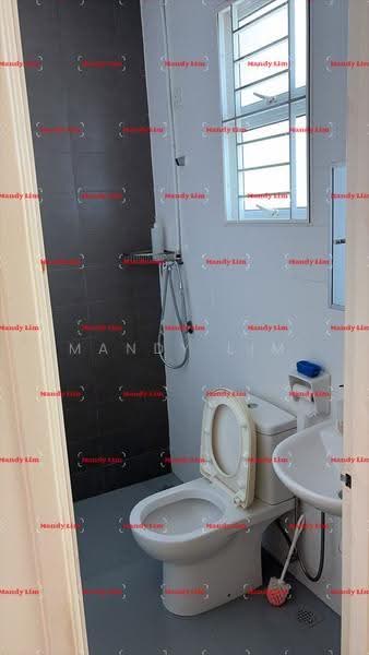 2-storey Terraced House for Sale in Kampung Perlis (Bayan Lepas) - Mandy Lim - Bathroom - PropertyGuru.com.my
