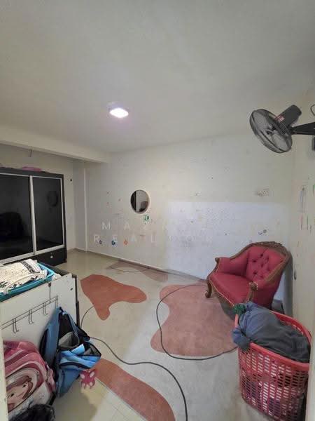 2-storey Terraced House for Sale in Seksyen 8 (Bangi) - Maznee Realtor - Interior - PropertyGuru.com.my