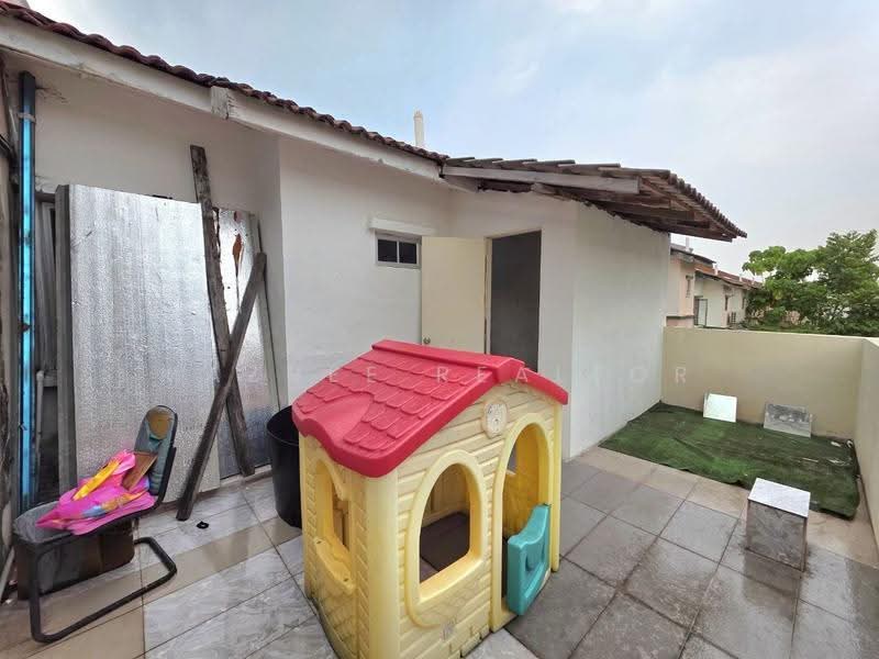 2-storey Terraced House for Sale in Seksyen 8 (Bangi) - Maznee Realtor - Exterior - PropertyGuru.com.my