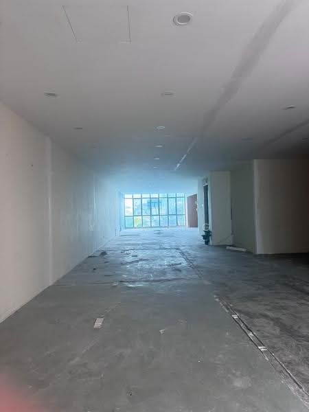 Shop / Office for Rent in Petaling Jaya (Selangor) - YY Wong - Corridor - PropertyGuru.com.my