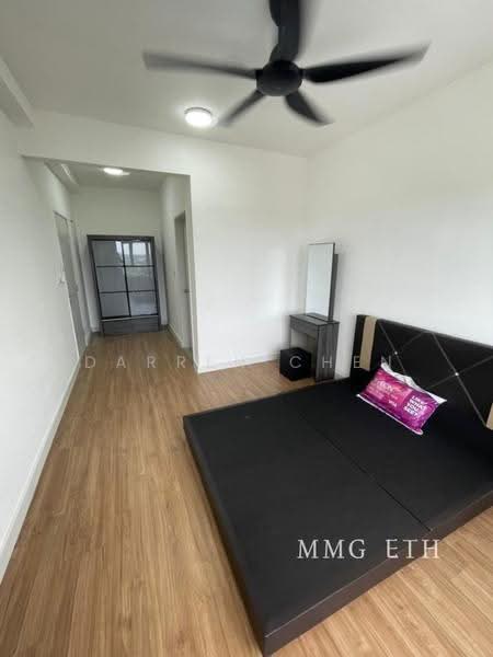 Kediaman Servis untuk Dijual di Berkeley Uptown - Darren Chen - Bedroom - PropertyGuru.com.my