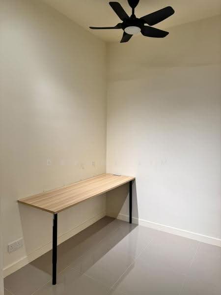 Service Residence for Rent at 8th & Stellar - Daphne Lim - Study - PropertyGuru.com.my