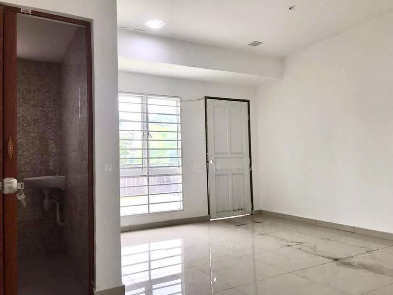 Rumah Teres 2-Tingkat untuk Disewa di TAMAN PUCHONG UTAMA (Puchong) - Nana Cheah - Interior - PropertyGuru.com.my