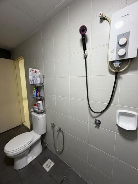 Pangsapuri untuk Disewa di Pr1ma One @ Laman View - Hema Muthyala - Bathroom - PropertyGuru.com.my
