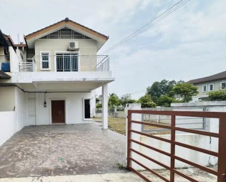 Cluster House for Sale in Sepang (Selangor) - Robin Loh - Exterior - PropertyGuru.com.my